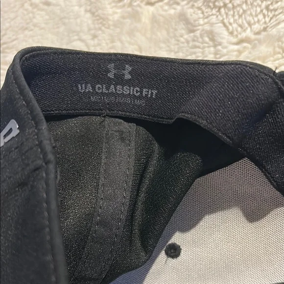Under Armour Black and Gray Logo Cap - Picture 2 of 4